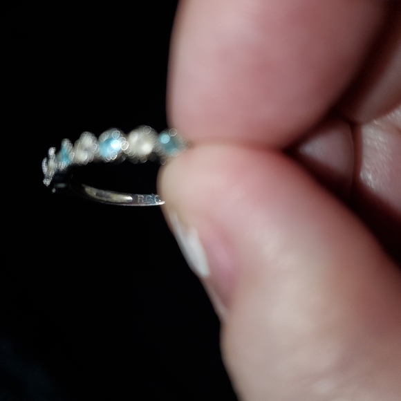 Blue and White Topaz - Picture 7 of 13